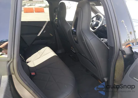 2026 BMW Ix xDrive60 из США, поврежденный, VIN WB553CF08TCV17843